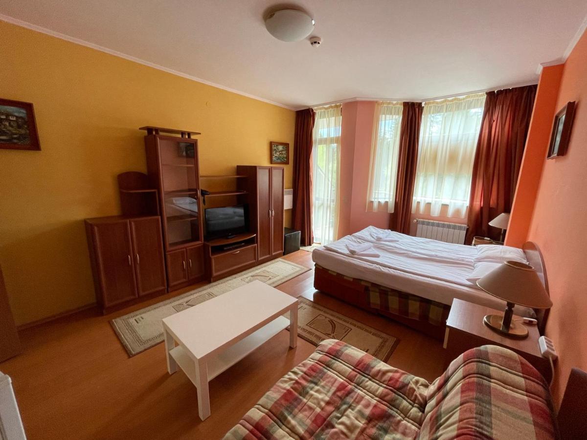 Persey Flora Apartments Borovec Kültér fotó